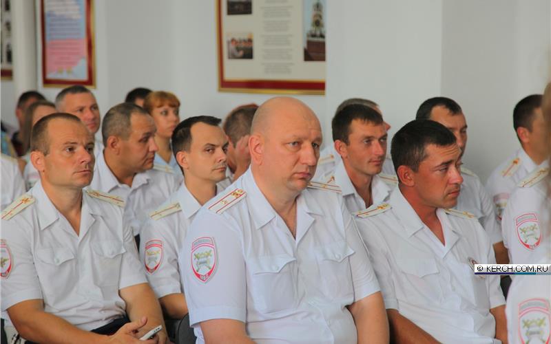 Сотрудники ГИБДД Керчи отметили 80-летие подразделения 01.07.2016 Керчь - БезФор